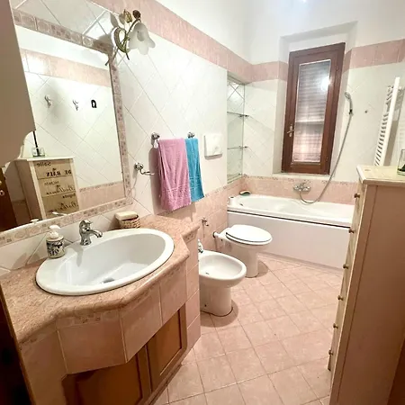 Lulu's House Apartment *